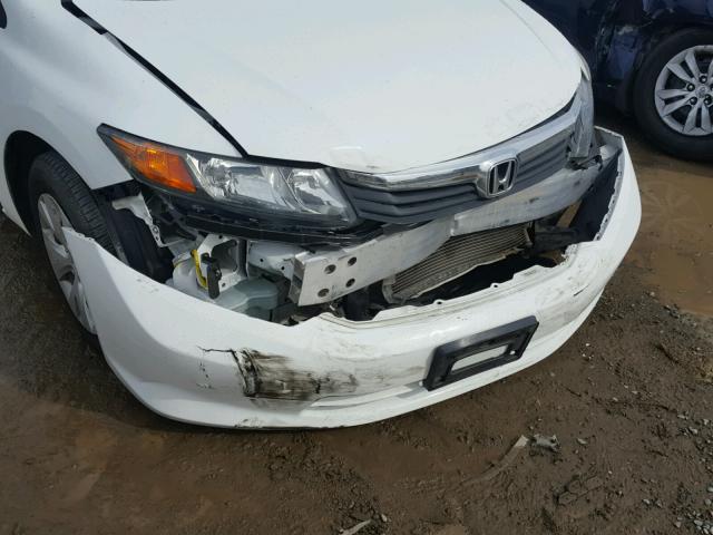 19XFB2F55CE392066 - 2012 HONDA CIVIC WHITE photo 9