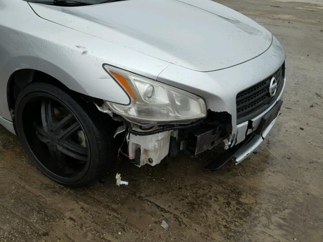 1N4AA5AP7AC828997 - 2010 NISSAN MAXIMA S SILVER photo 9