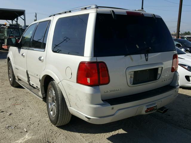 5LMFU27R54LJ36796 - 2004 LINCOLN NAVIGATOR 奶油色 照片 3