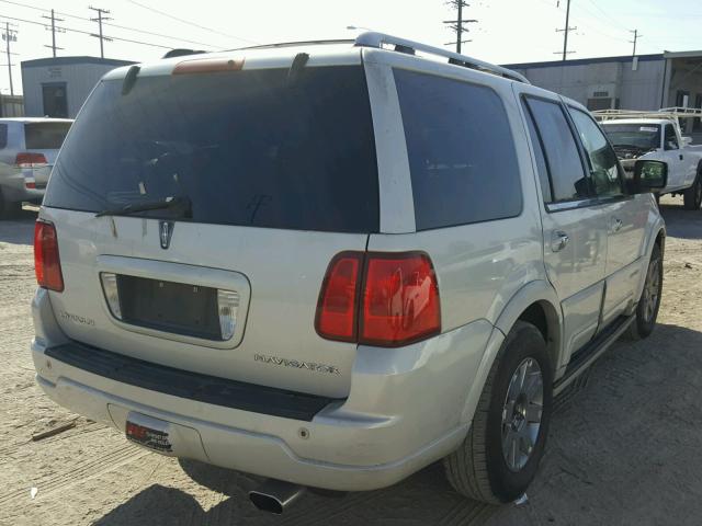 5LMFU27R54LJ36796 - 2004 LINCOLN NAVIGATOR 奶油色 照片 4