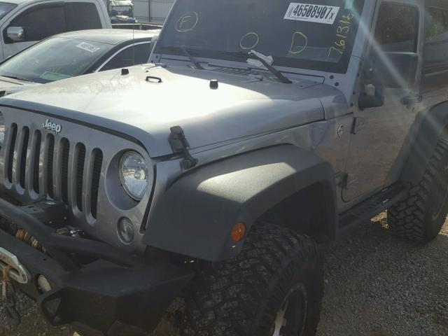 1C4AJWAG6FL761316 - 2015 JEEP WRANGLER S SILVER photo 9