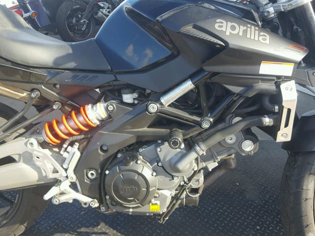 ZD4RAC017GS001521 - 2016 APRILIA SHIVER 750 BLACK photo 7