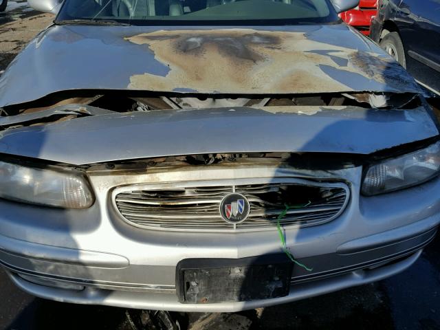 2G4WB52K231289421 - 2003 BUICK REGAL LS 银色 照片 10