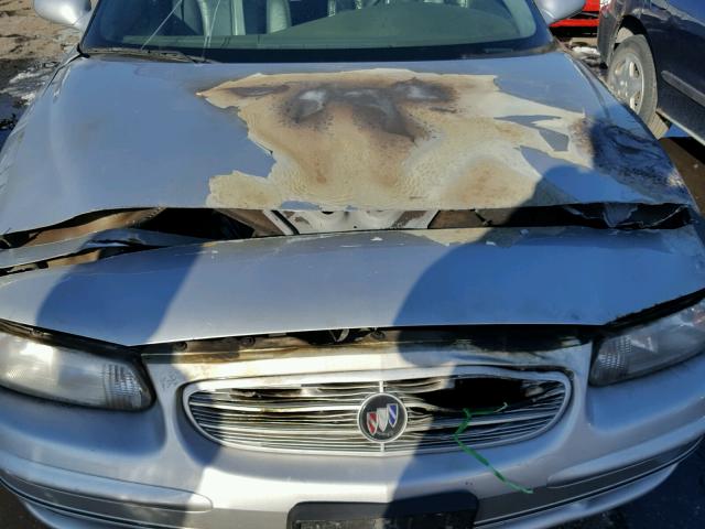 2G4WB52K231289421 - 2003 BUICK REGAL LS 银色 照片 9