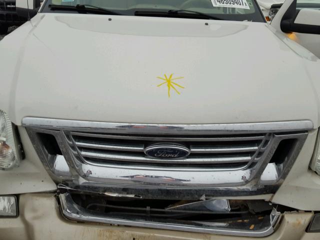 1FMEU64E29UA01333 - 2009 FORD EXPLORER WHITE photo 7