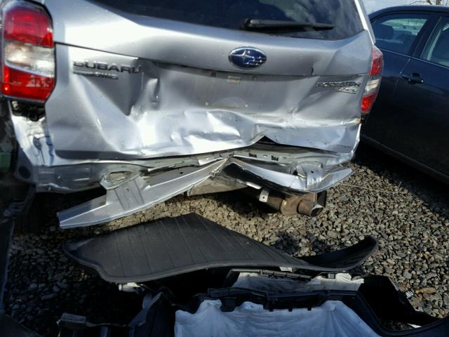 JF2SJAXC9GH505317 - 2016 SUBARU FORESTER 2 SILVER photo 9