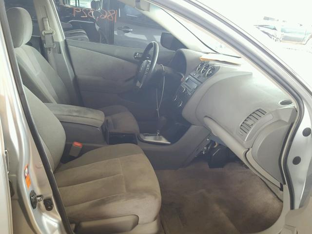 1N4AL21E98C246708 - 2008 NISSAN ALTIMA 2.5 SILVER photo 5