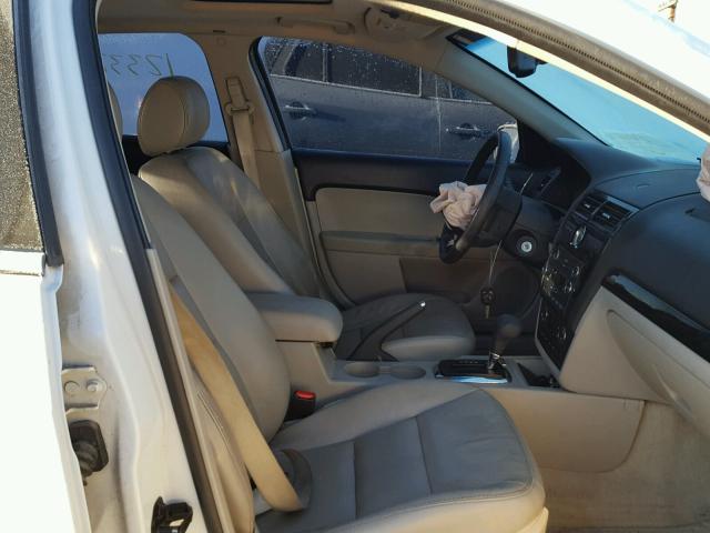 3FAHP08Z68R264469 - 2008 FORD FUSION SEL WHITE photo 5