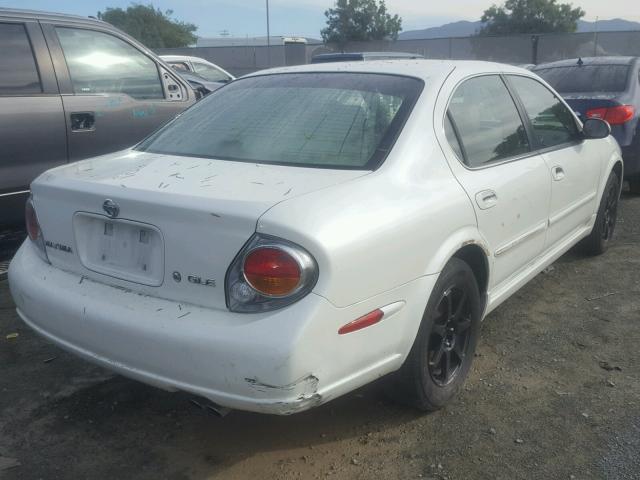 JN1DA31D62T412946 - 2002 NISSAN MAXIMA GLE WHITE photo 4