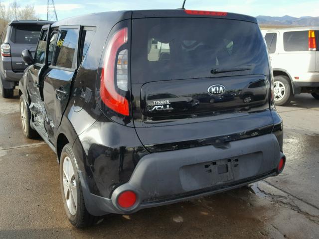 KNDJN2A23F7185596 - 2015 KIA SOUL BLACK photo 3