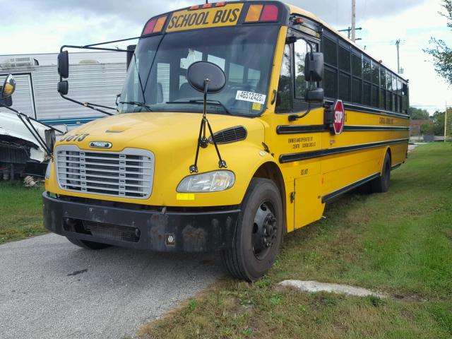 4UZABRDK39CZ85142 - 2009 FREIGHTLINER CHASSIS B2 YELLOW photo 2