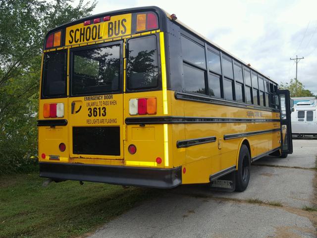 4UZABRDK39CZ85142 - 2009 FREIGHTLINER CHASSIS B2 YELLOW photo 4