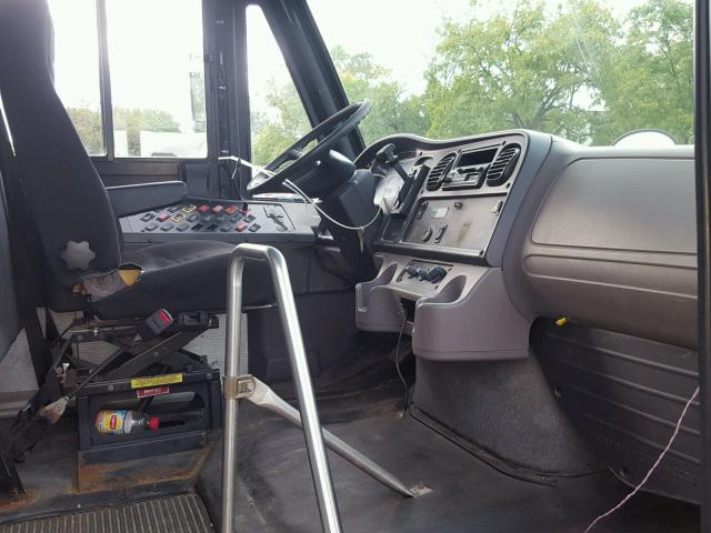 4UZABRDK39CZ85142 - 2009 FREIGHTLINER CHASSIS B2 黄色 照片 5