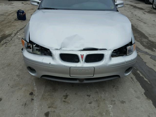 1G2WP12K62F288010 - 2002 PONTIAC GRAND PRIX SILVER photo 9