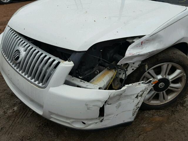 1MEHM42W48G606581 - 2008 MERCURY SABLE WHITE photo 9