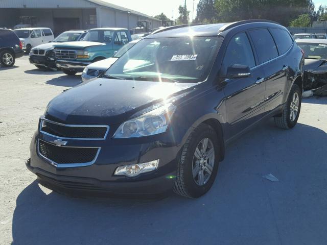 1GNKRGED2BJ381616 - 2011 CHEVROLET TRAVERSE L BLUE photo 2