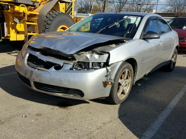 1G2ZG57N284115225 - 2008 PONTIAC G6 BASE SILVER photo 2