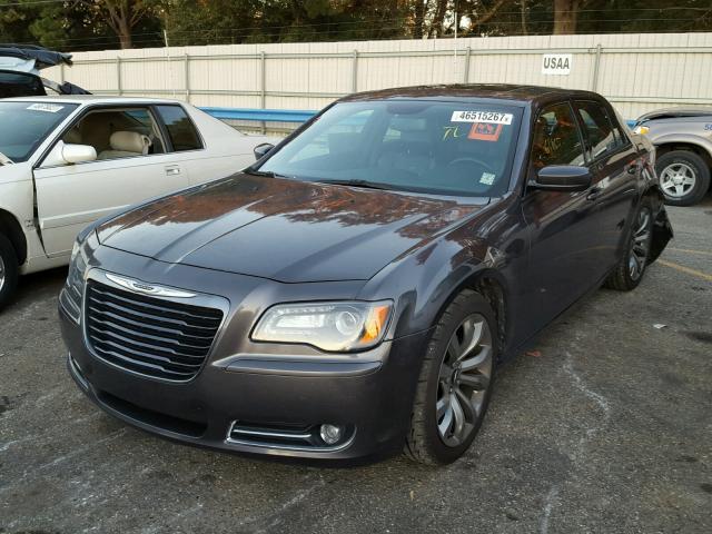 2C3CCABG9EH321045 - 2014 CHRYSLER 300 S GRAY photo 2