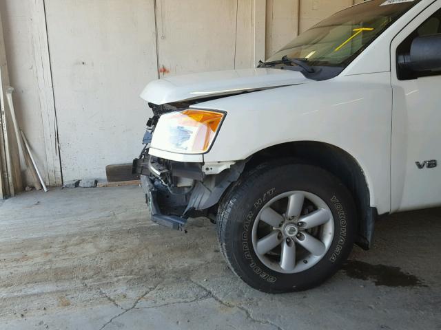 1N6BA0CH1BN320972 - 2011 NISSAN TITAN S WHITE photo 9