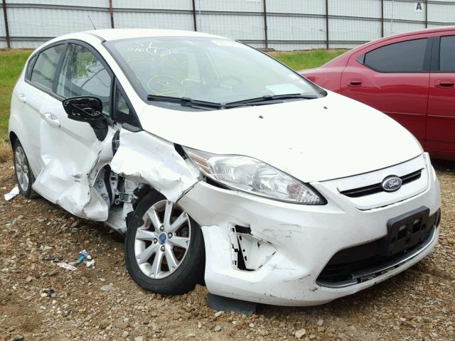 3FADP4EJXBM239129 - 2011 FORD FIESTA SE WHITE photo 1