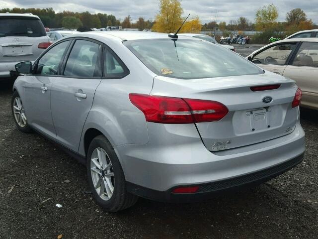 1FADP3F20GL243216 - 2016 FORD FOCUS SE SILVER photo 3