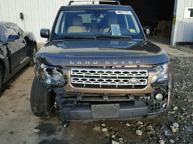 SALAG2D41CA601398 - 2012 LAND ROVER LR4 HSE BROWN photo 9