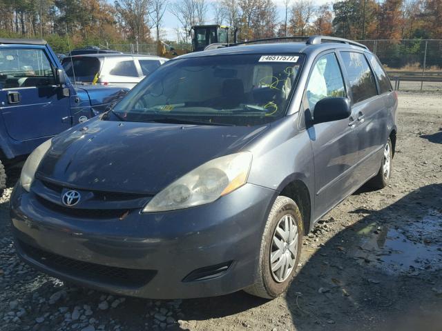 5TDZA23C56S447919 - 2006 TOYOTA SIENNA CE GRAY photo 2