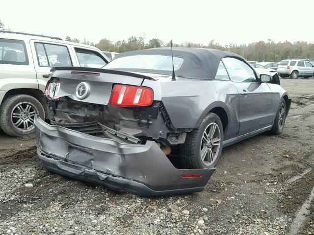 1ZVBP8EN4A5168040 - 2010 FORD MUSTANG GRAY photo 4