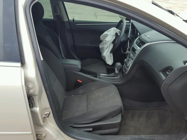 1G1ZC5E02CF342595 - 2012 CHEVROLET MALIBU 1LT 金色 照片 5