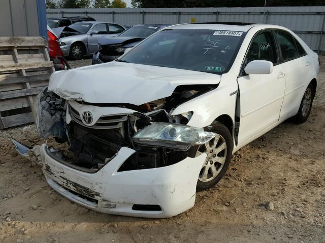 4T1BB46K49U090726 - 2009 TOYOTA CAMRY HYBR WHITE photo 2