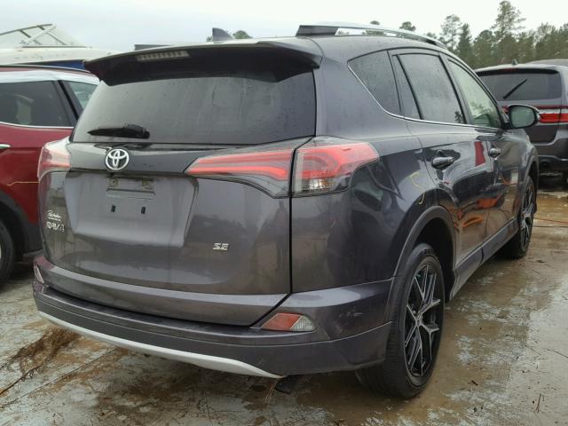 JTMNFREV0GJ086055 - 2016 TOYOTA RAV4 SE GRAY photo 4