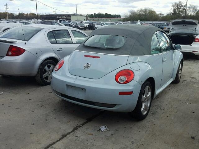3VWSF31Y86M327875 - 2006 VOLKSWAGEN NEW BEETLE 蓝色 照片 4