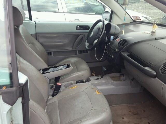 3VWSF31Y86M327875 - 2006 VOLKSWAGEN NEW BEETLE 蓝色 照片 5