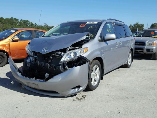 5TDKK3DC3BS137068 - 2011 TOYOTA SIENNA LE SILVER photo 2