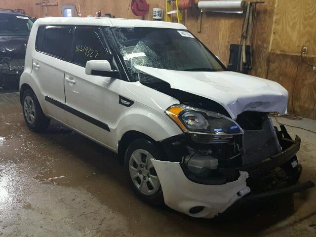 KNDJT2A57D7506472 - 2013 KIA SOUL WHITE photo 1