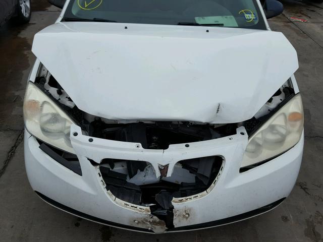 1G2ZG57N394126428 - 2009 PONTIAC G6 WHITE photo 7