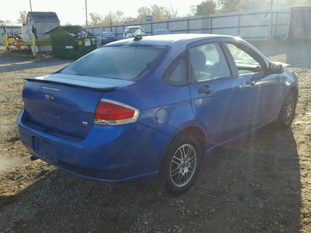 1FAHP3FN1AW174246 - 2010 FORD FOCUS SE BLUE photo 4