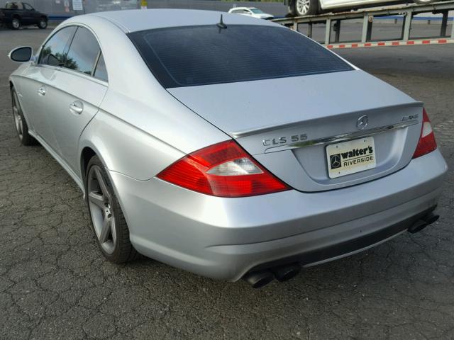 WDDDJ76X16A013327 - 2006 MERCEDES-BENZ CLS 55 AMG SILVER photo 3