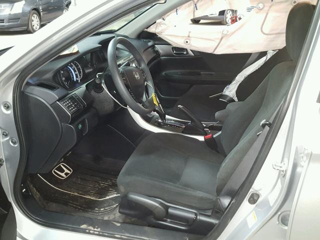 1HGCR2F35DA262601 - 2013 HONDA ACCORD LX SILVER photo 5