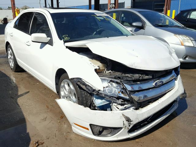 3FAHP0HA1BR119602 - 2011 FORD FUSION SE WHITE photo 1