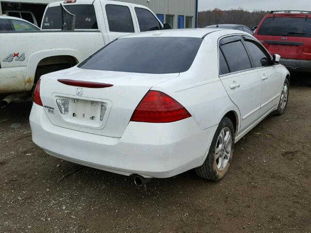 1HGCM56896A158188 - 2006 HONDA ACCORD EX WHITE photo 4