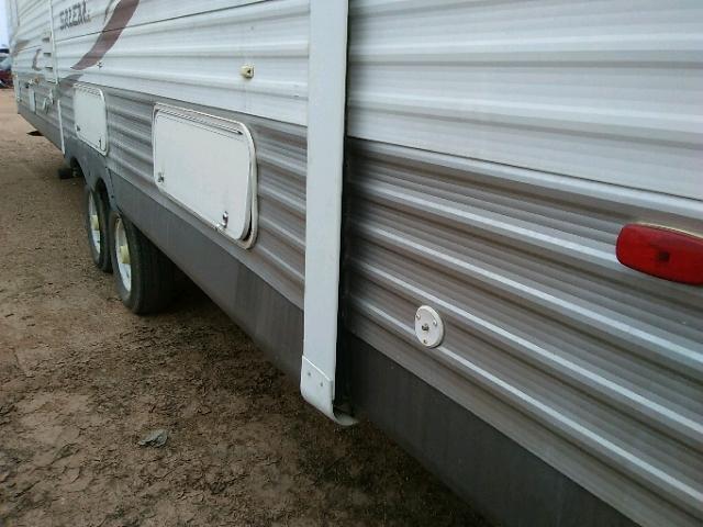 4X4TSMG2X9A299553 - 2009 SALM FOREST RIV WHITE photo 9