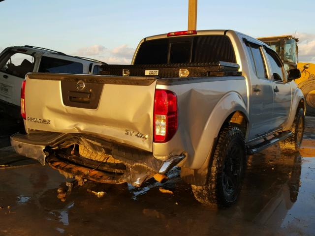 1N6AD0EV1FN766292 - 2015 NISSAN FRONTIER S SILVER photo 4