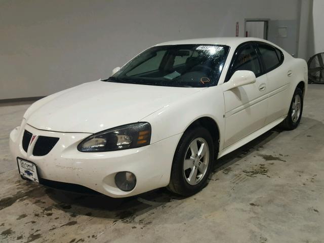 2G2WP552181122402 - 2008 PONTIAC GRAND PRIX WHITE photo 2