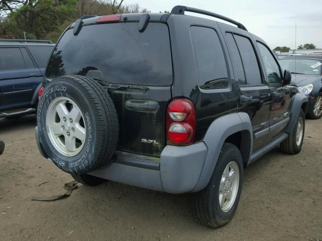 1J4GL48K05W569898 - 2005 JEEP LIBERTY SP BLACK photo 4