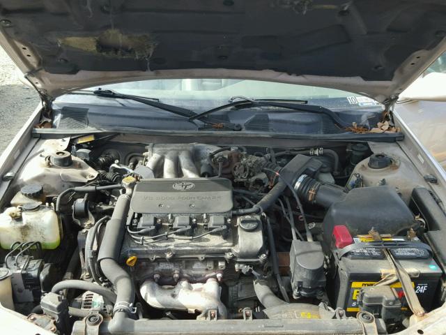 4T1BF22K2XU932202 - 1999 TOYOTA CAMRY LE ოქროსფერი ფოტო 7