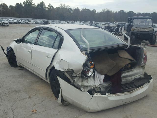 1N4AL11DX4C134379 - 2004 NISSAN ALTIMA BAS WHITE photo 3