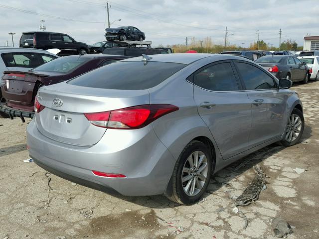 5NPDH4AE3FH616654 - 2015 HYUNDAI ELANTRA SE SILVER photo 4