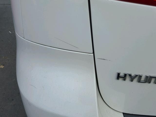 5NMSH13E47H027095 - 2007 HYUNDAI SANTA FE S WHITE photo 9