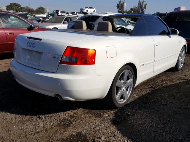 WAUBC48H56K006114 - 2006 AUDI A4 S-LINE WHITE photo 4